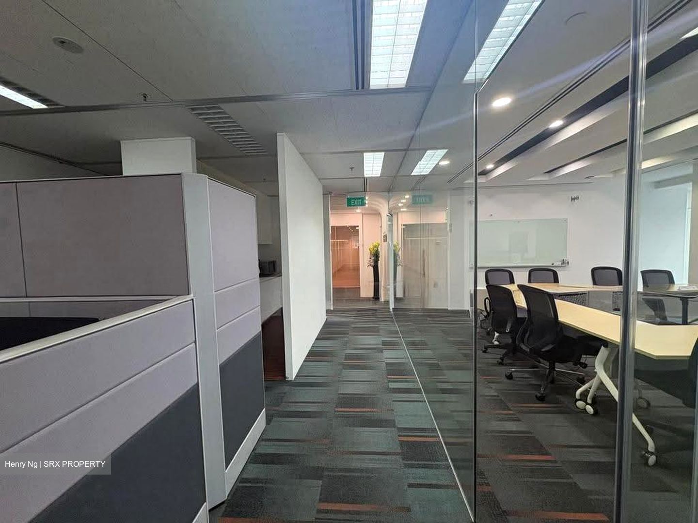 Singapore Land Tower (D1), Office #628743131